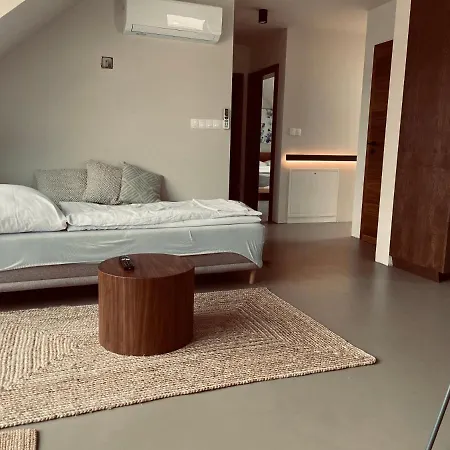 Rodinny Apartman S Vyhledem Na Zamek Mikulov Exterior photo