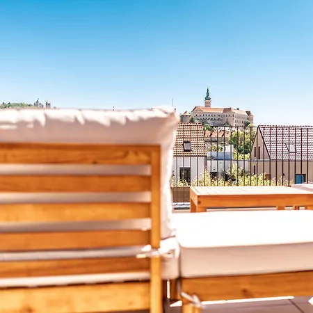 Rodinny Apartman S Vyhledem Na Zamek Mikulov Exterior photo