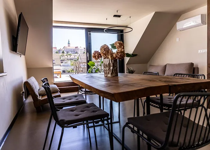 Rodinny Apartman S Vyhledem Na Zamek