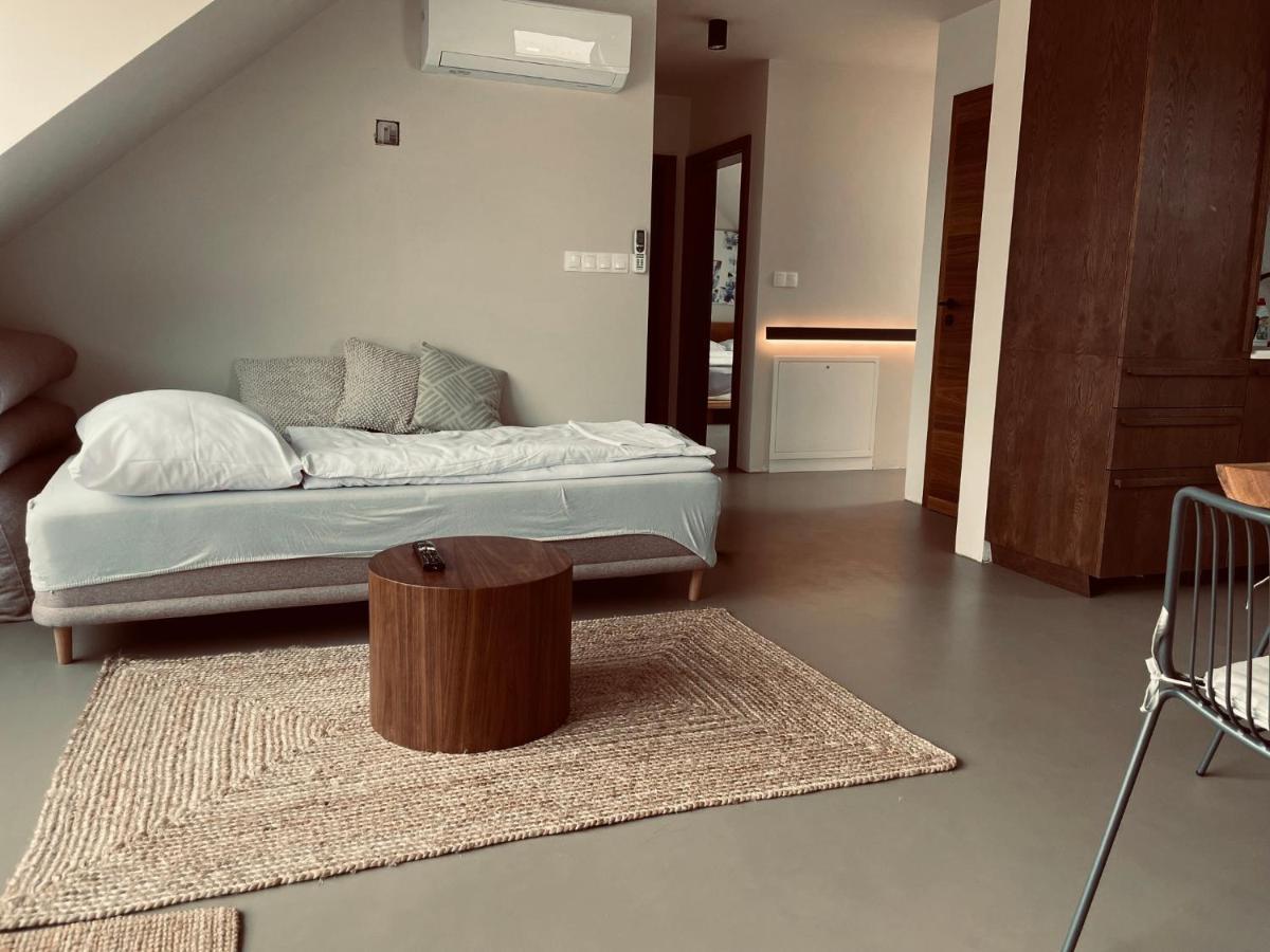 Rodinny S Vyhledem Na Zamek Apartment
